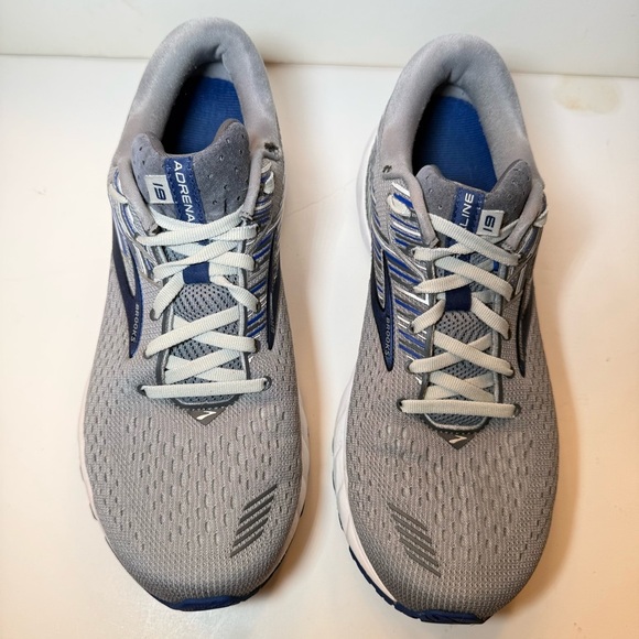 Brooks Men\'s Adrenaline 19 Gray and Blue Athletic Shoes Size 10 medium D
